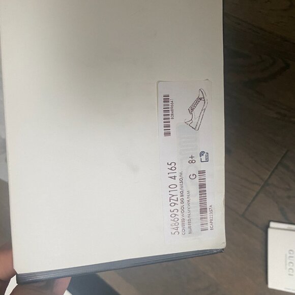 GUCCI SNEAKERS - Picture 4 of 7